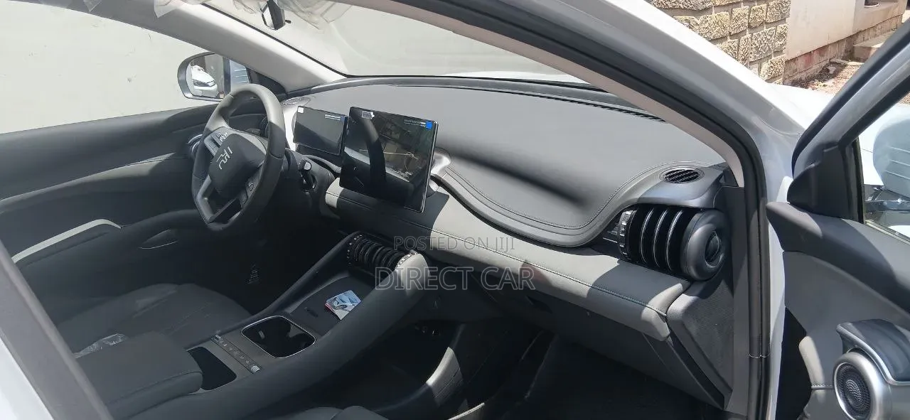 New BYD Yuan Plus 2025 Silver