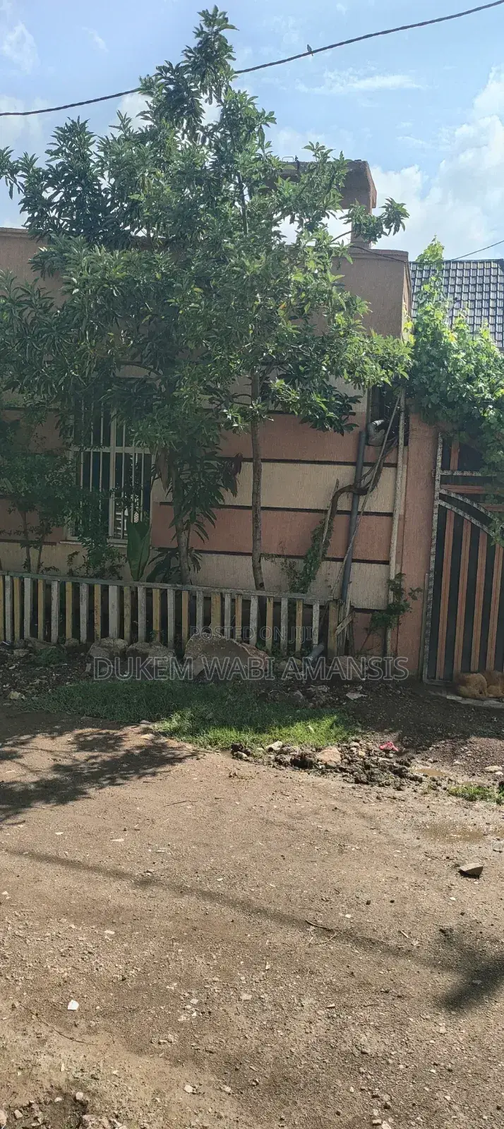 Furnished 8bdrm House in Dukem Bishoftu Ct, East Shewa for sale