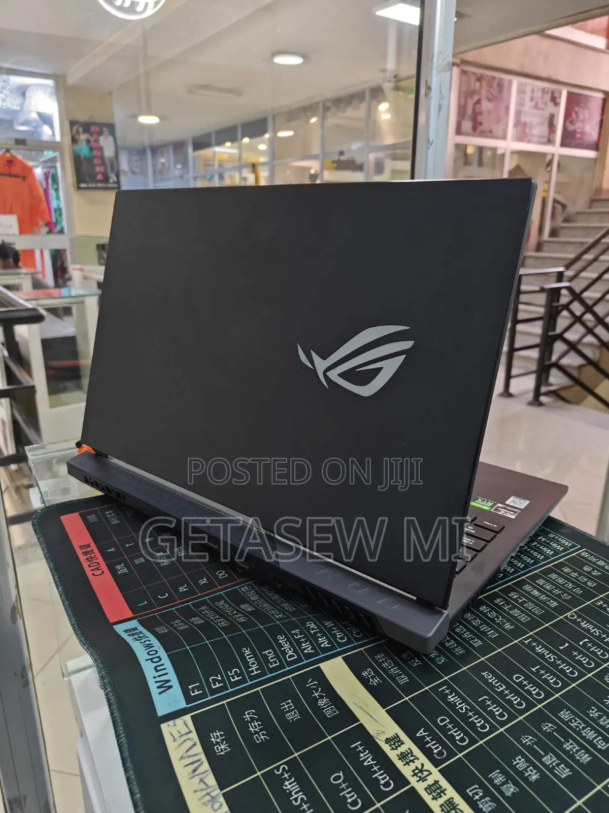 New Laptop Asus ROG Strix G17 16GB AMD Ryzen 9 SSD 1T