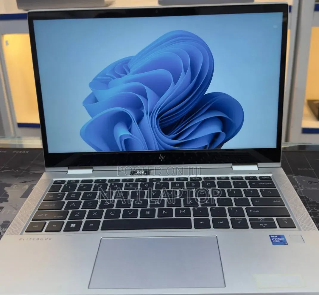 New Laptop HP EliteBook 830 G8 16GB Intel Core i7 SSD 512GB