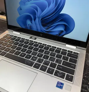 New Laptop HP EliteBook 830 G8 16GB Intel Core i7 SSD 512GB