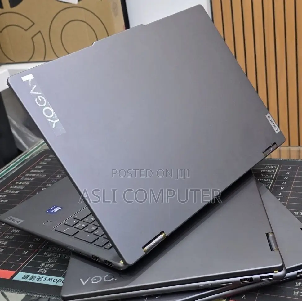 New Laptop Lenovo Yoga 700 16GB Intel Core Ultra 7 SSD 512GB