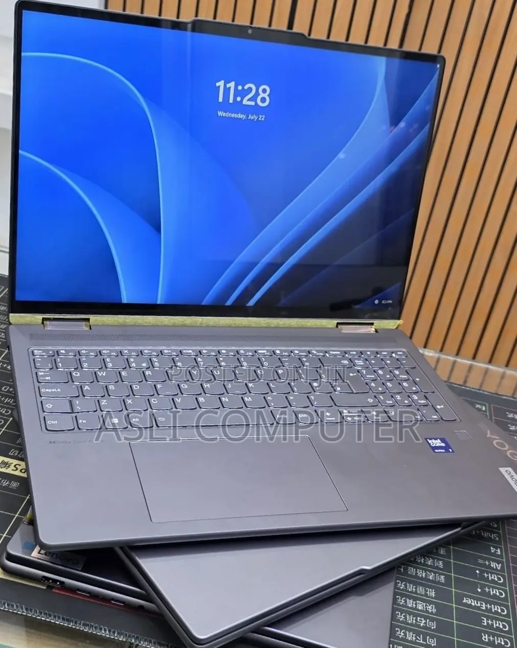 New Laptop Lenovo Yoga 700 16GB Intel Core Ultra 7 SSD 512GB