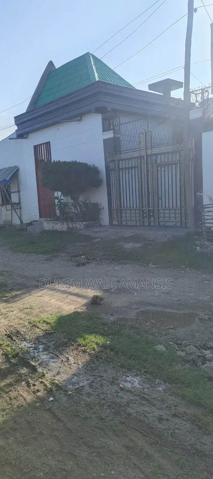 Furnished 8bdrm Villa in Dukem Bishoftu ,140, East Shewa for sale