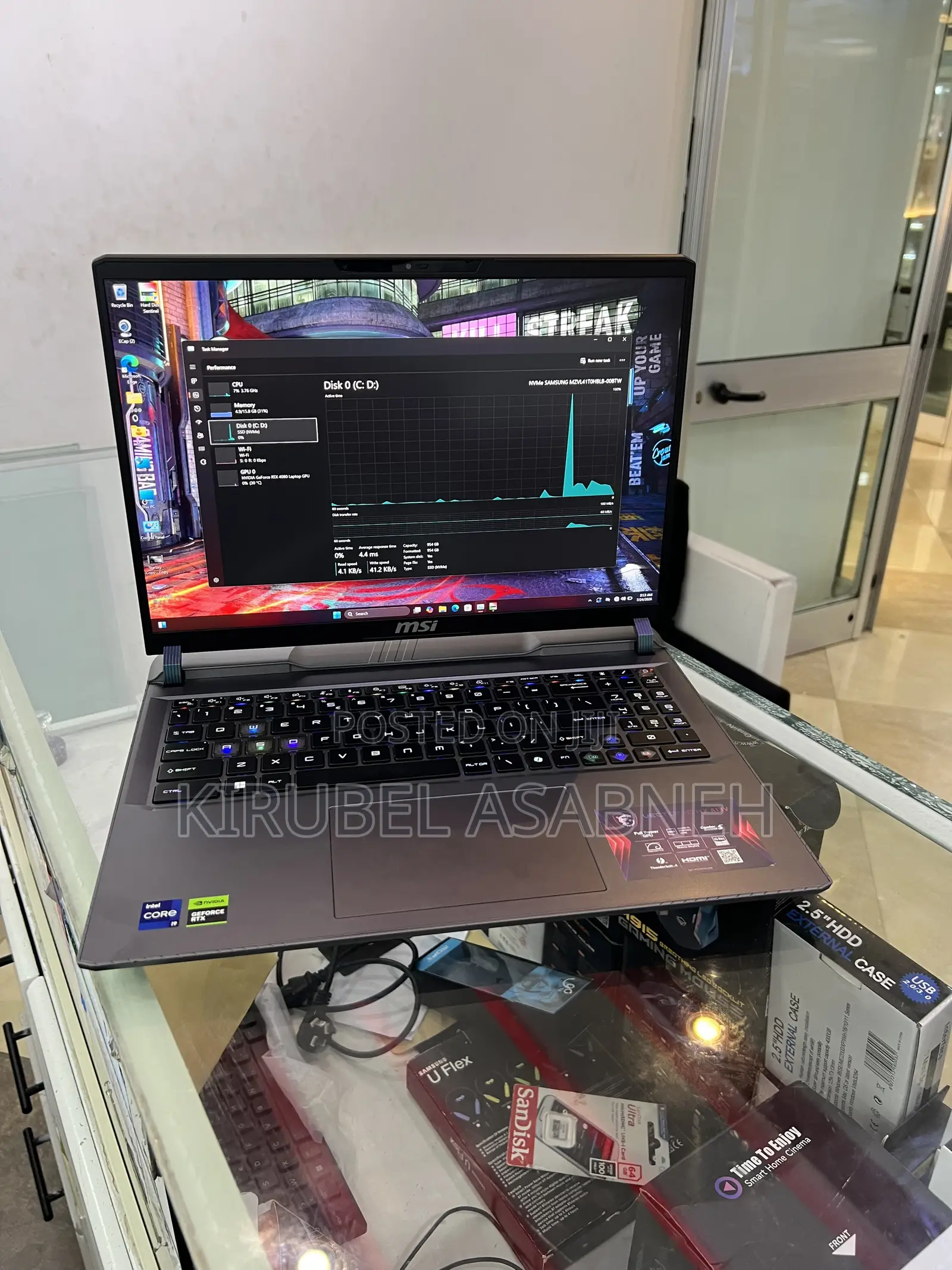 New Laptop MSI Vector 16 HX AI A2XWIG 16GB Intel Core i9 SSD 1T