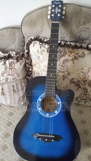 Box Guitar