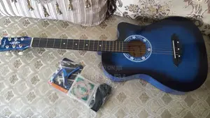 Box Guitar