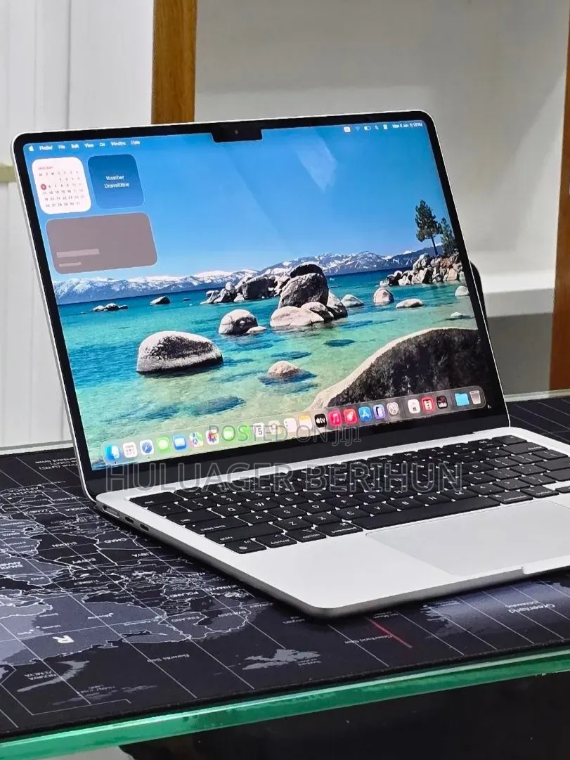 New Laptop Apple MacBook Air 2022 M2 8GB Apple M2 SSD 256GB