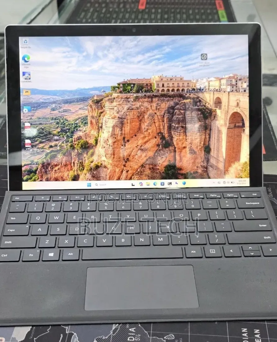 New Laptop Microsoft Surface Pro 7 16GB Intel Core i7 SSD 512GB