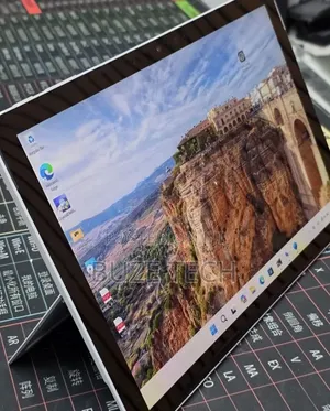 New Laptop Microsoft Surface Pro 7 16GB Intel Core i7 SSD 512GB