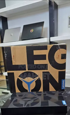 New Laptop Lenovo Legion 9 32GB AMD Ryzen 9 SSD 16 GB