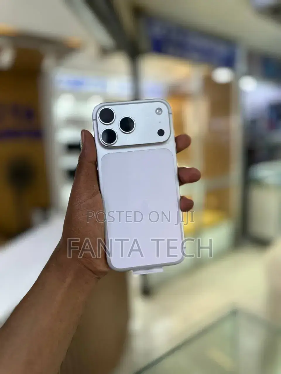 New Apple iPhone 17 Pro Max 256 GB Silver