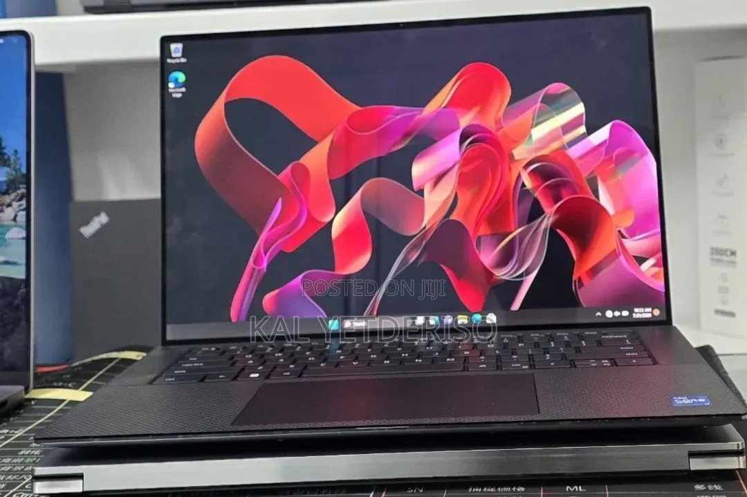 New Laptop Dell Precision 5560 16GB Intel Core i7 SSD 512GB