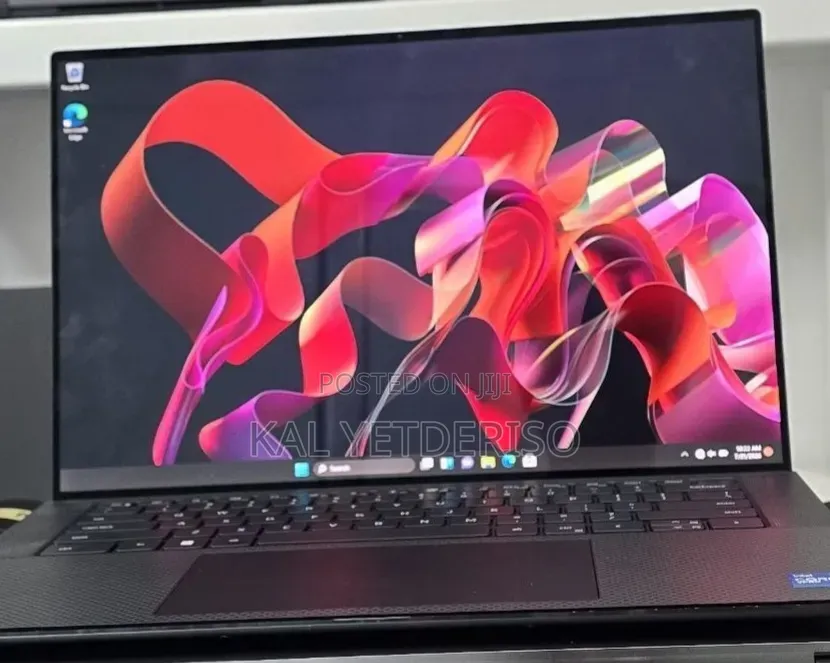 New Laptop Dell Precision 5560 16GB Intel Core i7 SSD 512GB