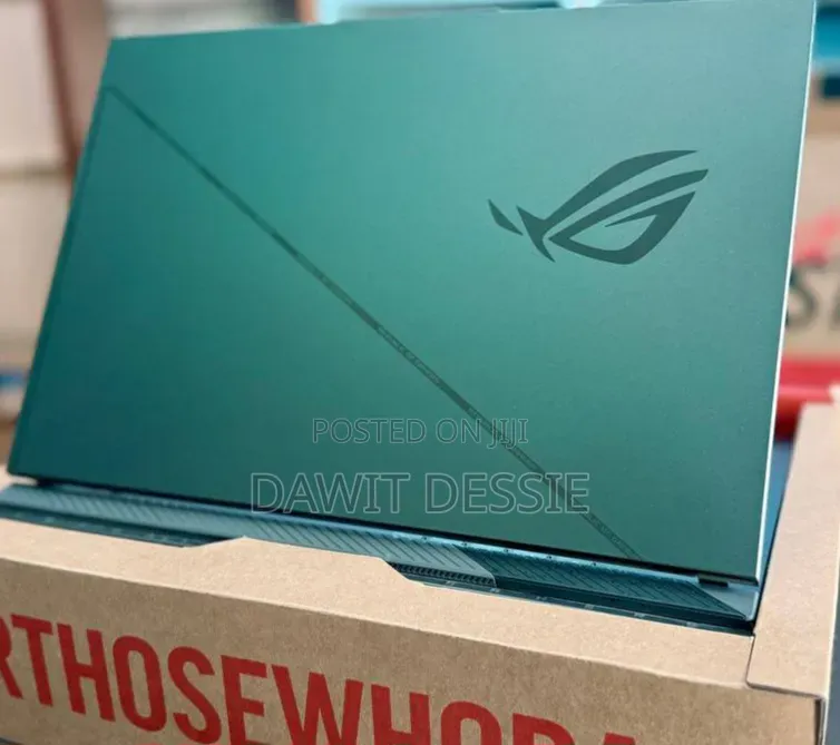 New Laptop Asus ROG Strix G16 16GB Intel Core i7 SSD 512GB