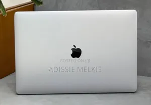 New Laptop Apple MacBook Pro 2018 16GB Intel Core i7 SSD 512GB