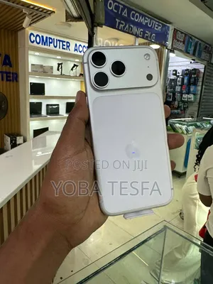 New Apple iPhone 17 Pro Max 256 GB White