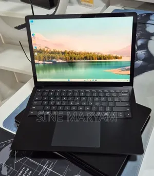New Laptop Microsoft Surface Laptop 3 16GB Intel Core i5 SSD 256GB