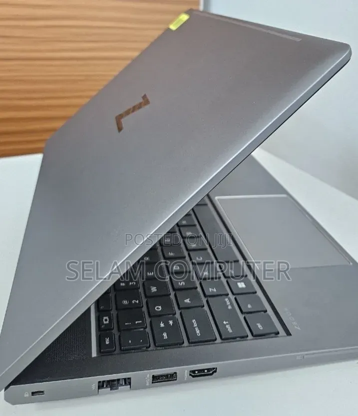 New Laptop HP Stream Notebook 16GB Intel Core i5 SSD 256GB