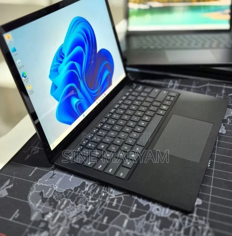 New Laptop Microsoft Surface Laptop 3 16GB Intel Core i7 SSD 256GB