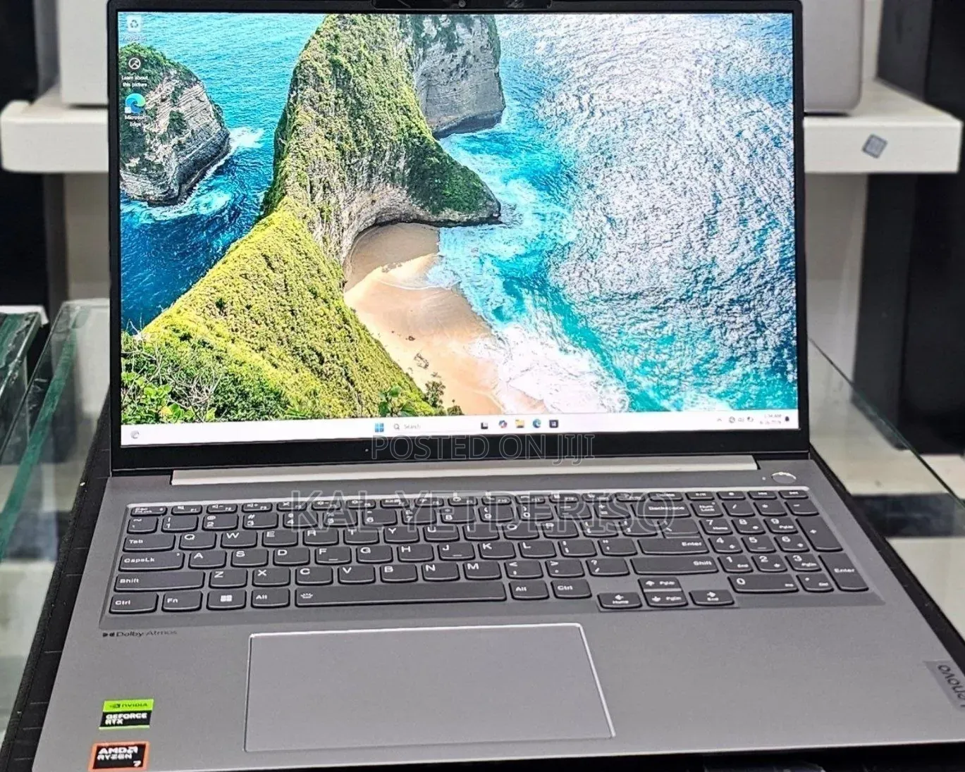 New Laptop Lenovo 32GB AMD Ryzen 7 SSD 512GB