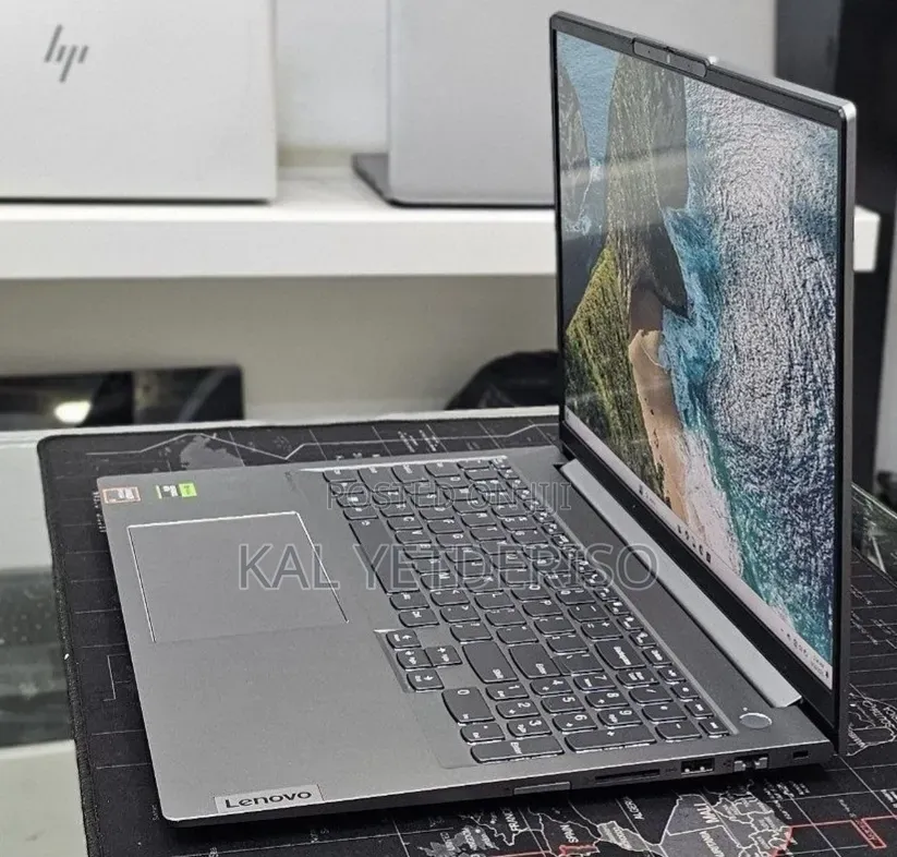New Laptop Lenovo 32GB AMD Ryzen 7 SSD 512GB