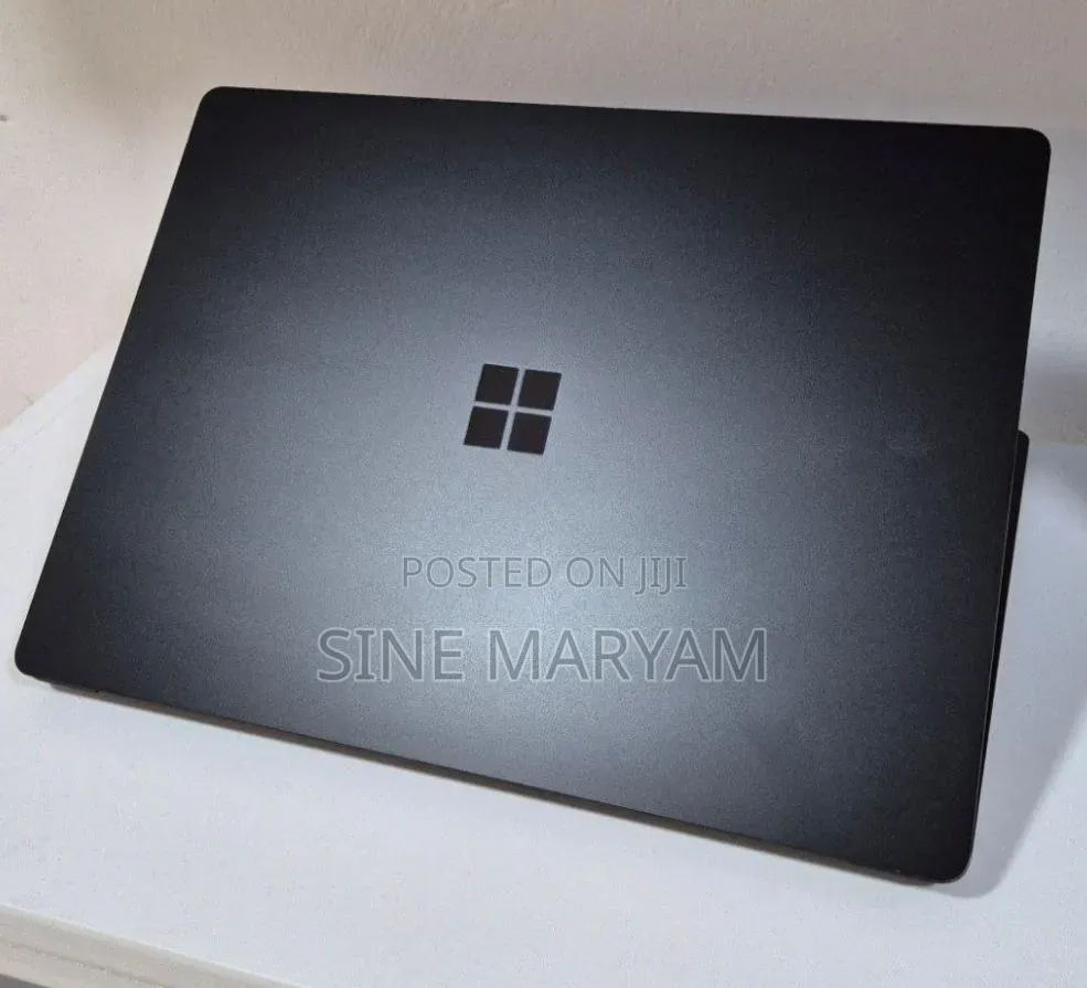 New Laptop Microsoft Surface Laptop 3 8GB Intel Core i5 SSD 256GB