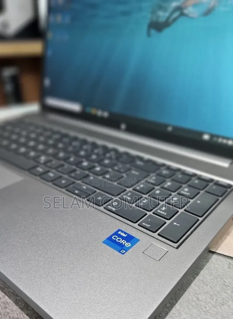 New Laptop HP ZBook Studio G8 16GB Intel Core i7 SSD 1T