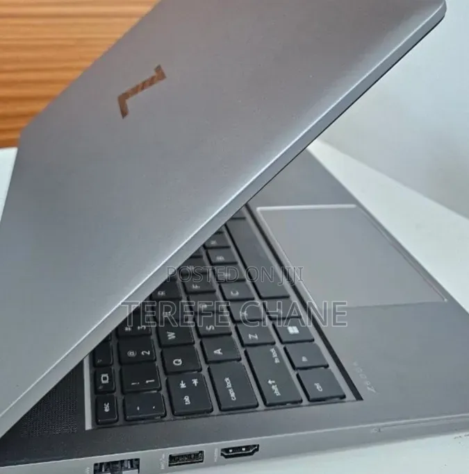 New Laptop HP ZBook Power G9 i7 16GB Intel Core i7 SSD 1T