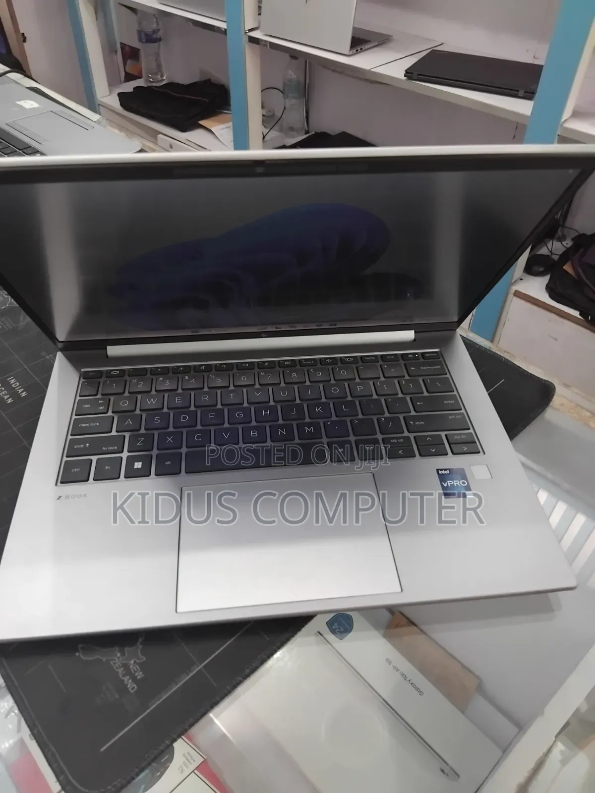 New Laptop HP ZBook 14 16GB Intel Core i7 SSD 512GB