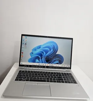 New Laptop HP EliteBook 850 G8 16GB Intel Core i7 SSD 512GB