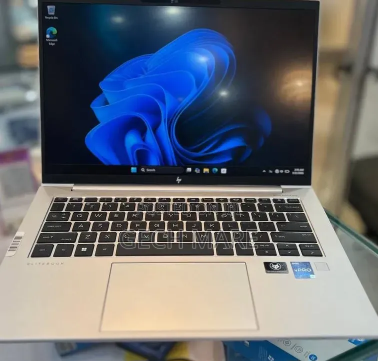 New Laptop HP EliteBook 840 G9 16GB Intel Core i5 SSD 512GB