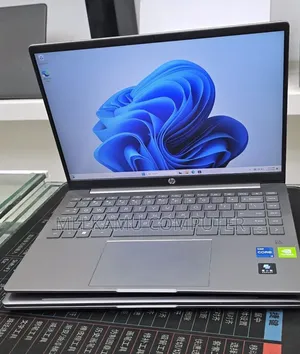 New HP Pavilion Gaming Laptop 15-dk2xxx 16GB Intel Core i5 SSD 512GB