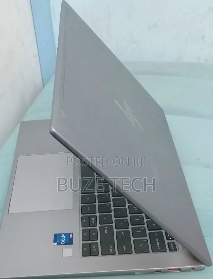 New Laptop HP 16GB Intel Core i7 SSD 512GB