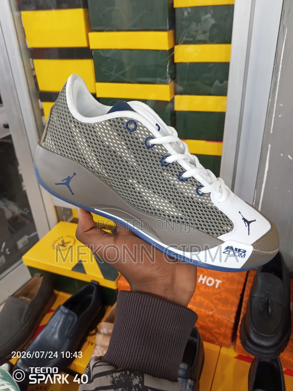 Any Brand Shoes Center 100% Quality
