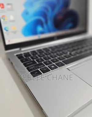 New Laptop HP EliteBook 840 G8 16GB Intel Core i7 SSD 512GB