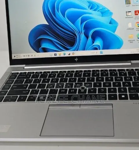 New Laptop HP EliteBook 840 G8 16GB Intel Core i7 SSD 512GB