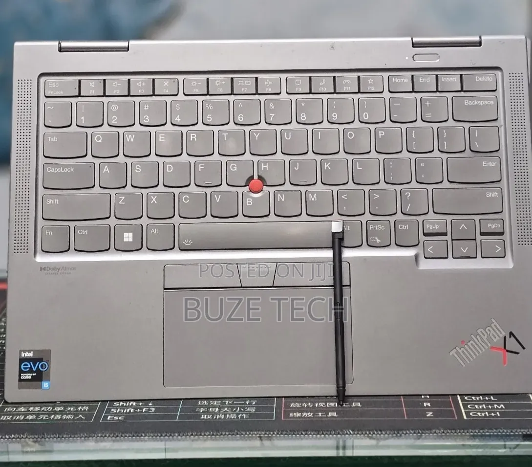 New Laptop Lenovo ThinkPad X1 Yoga 16GB Intel Core i5 SSD 512GB