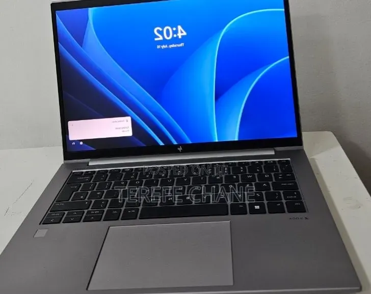 New Laptop HP ZBook Firefly 14 G10 16GB Intel Core i7 SSD 512GB