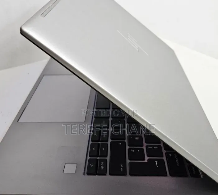 New Laptop HP ZBook Firefly 14 G10 16GB Intel Core i7 SSD 512GB