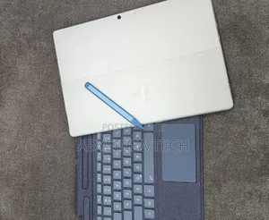 New Laptop Microsoft Surface Pro 9 16GB Intel Core i7 SSD 512GB