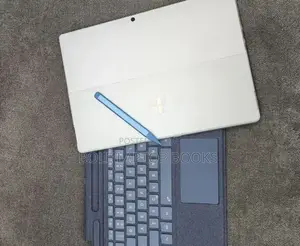 New Laptop Microsoft Surface Pro 9 16GB Intel Core i7 SSD 512GB