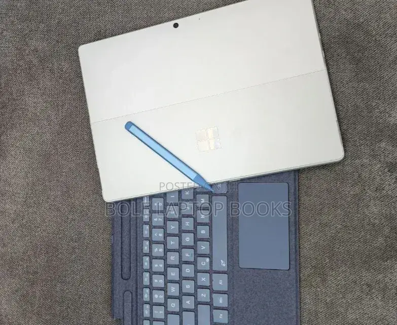 New Laptop Microsoft Surface Pro 9 16GB Intel Core i7 SSD 512GB