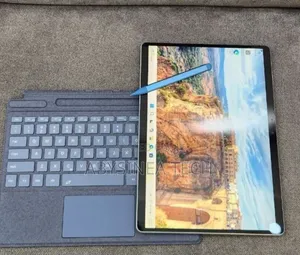 New Laptop Microsoft Surface Pro 9 16GB Intel Core i7 SSD 512GB