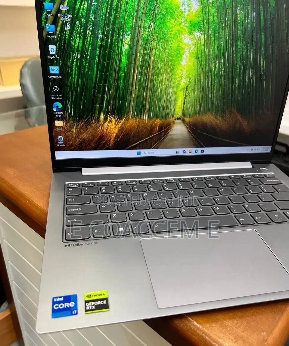New Laptop Lenovo 16GB Intel Core i7 SSD 512GB
