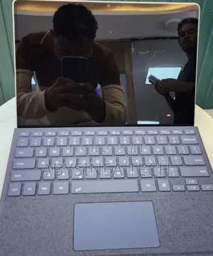New Laptop Microsoft Surface Pro 9 16GB Intel Core i7 SSD 512GB