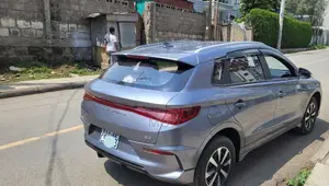 BYD E2 43 kWh 94 hp FWD 2024 Silver