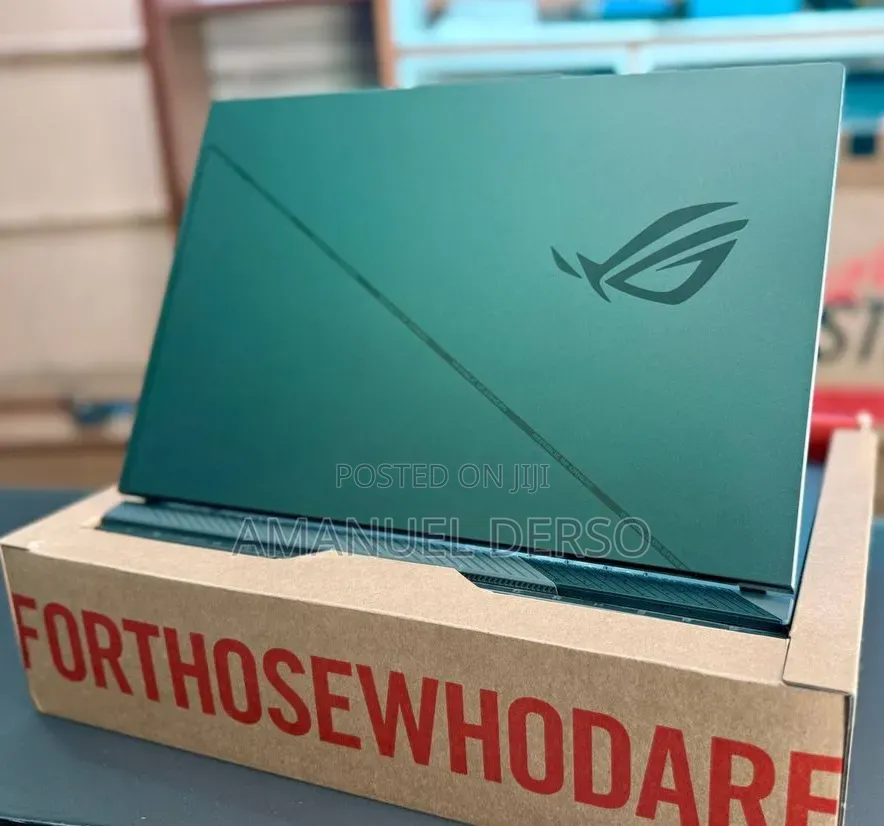 New Laptop Asus ROG Strix G15 16GB Intel Core i7 SSD 1T