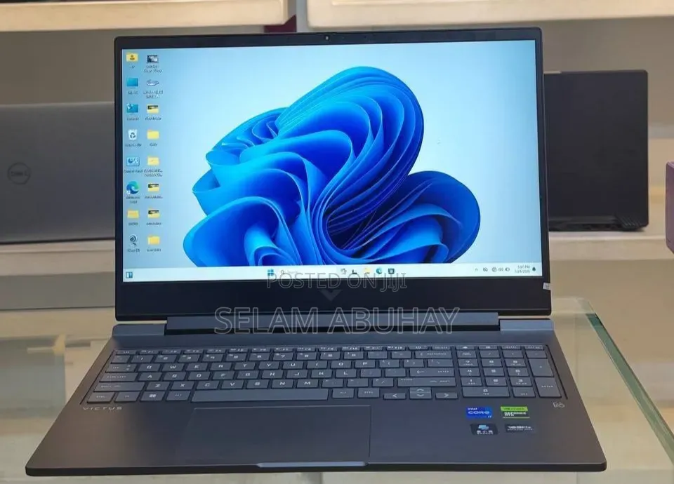 New Laptop HP Victus 16 16GB Intel Core i7 SSD 1T