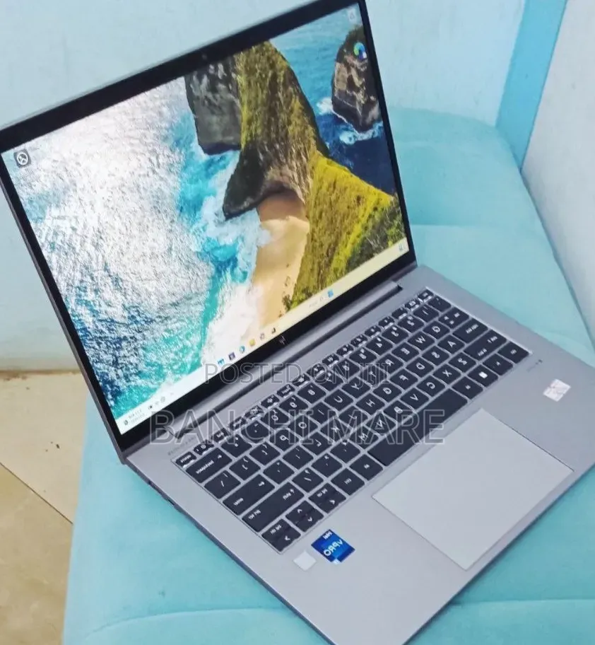 New Laptop HP EliteBook 840 G9 16GB Intel Core i7 SSD 512GB